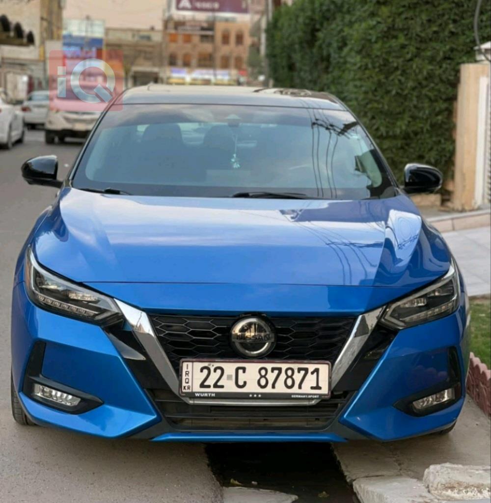 نیسان سێنترا